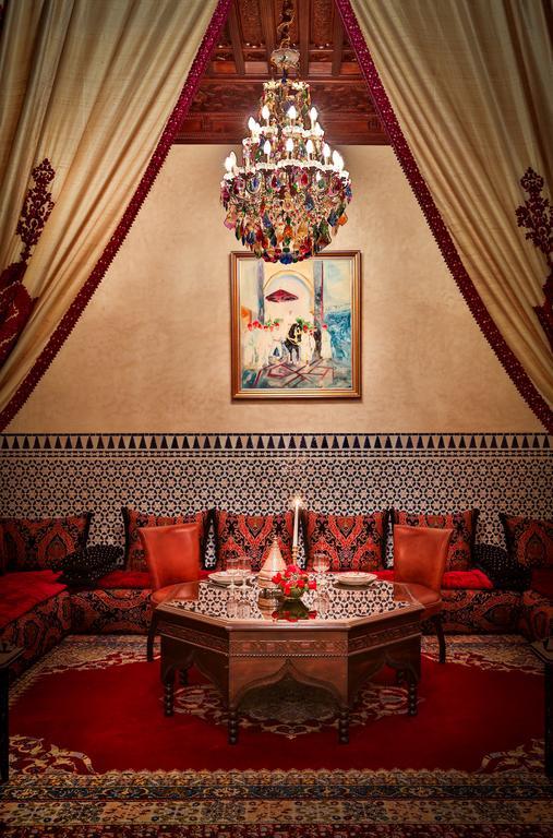 ホテル リヤド クニザ マラケシュ エクステリア 写真 A Moroccan interior