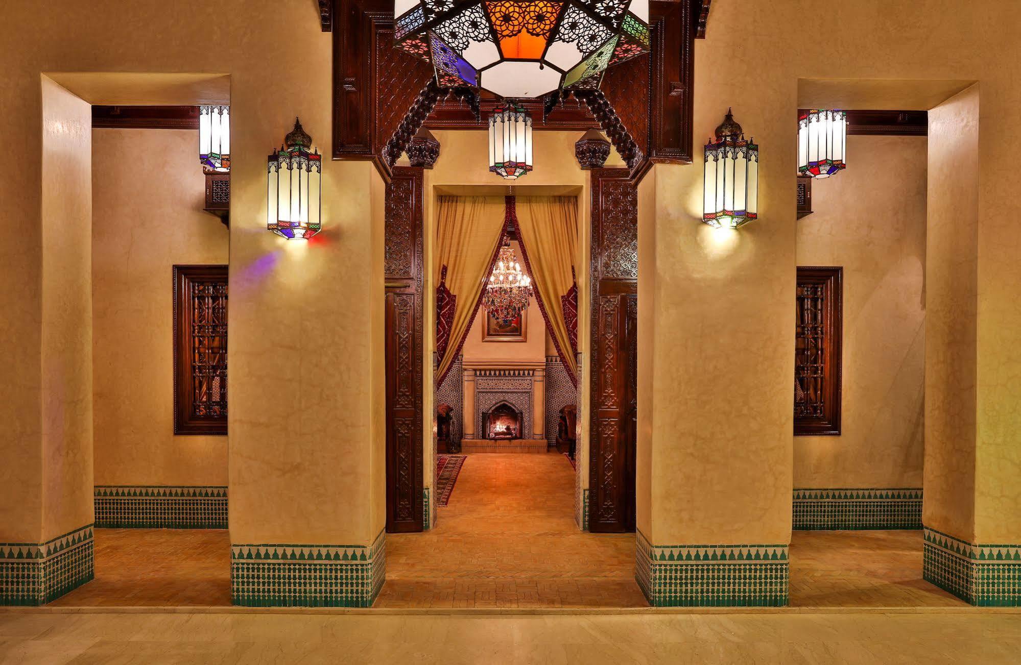 ホテル リヤド クニザ マラケシュ エクステリア 写真 The interior of the hotel